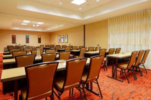 residence inn fort myers at i 75 gulf coast town