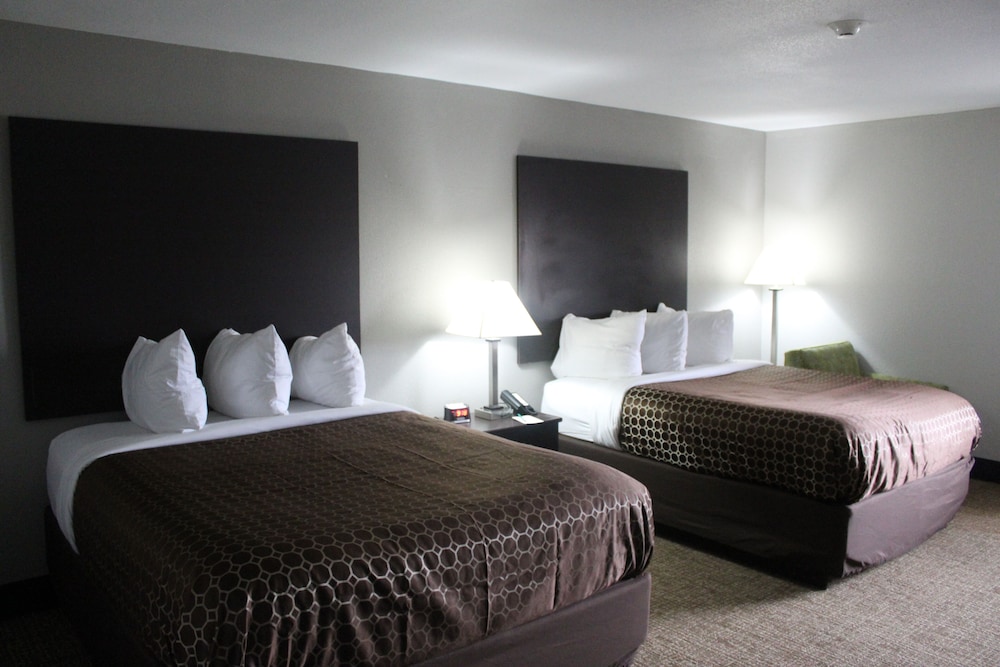 quality inn and suites university area
