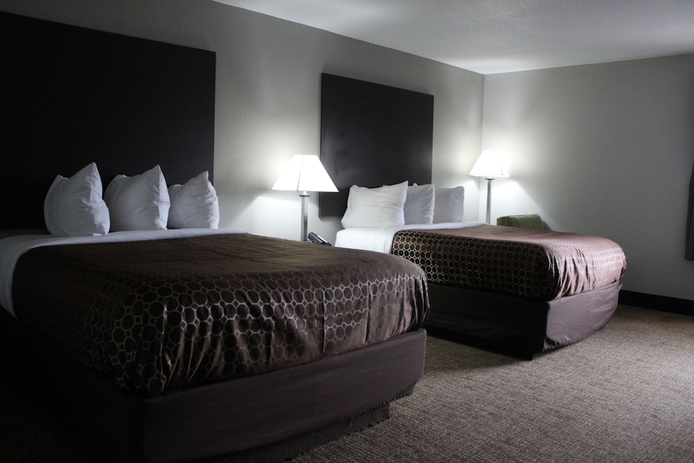 quality inn and suites university area