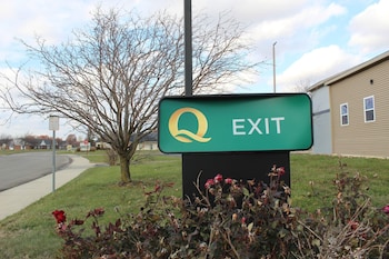 quality inn and suites university area