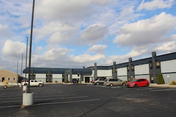 quality inn and suites university area