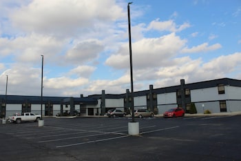 quality inn and suites university area
