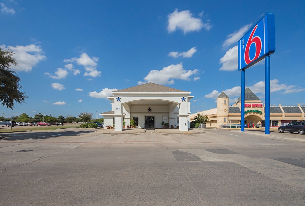 motel 6 dallas irving dfw airport south