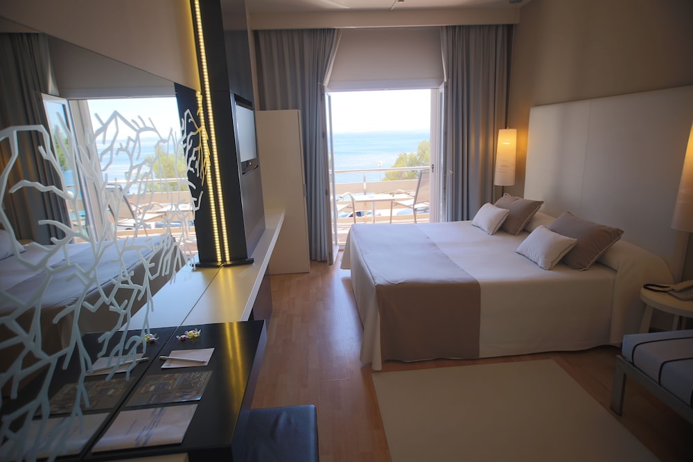 canyelles platja