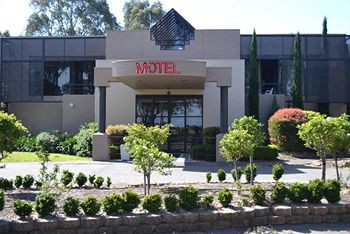 Dingley Hotel,Elwood>>Dingley Village,4 star