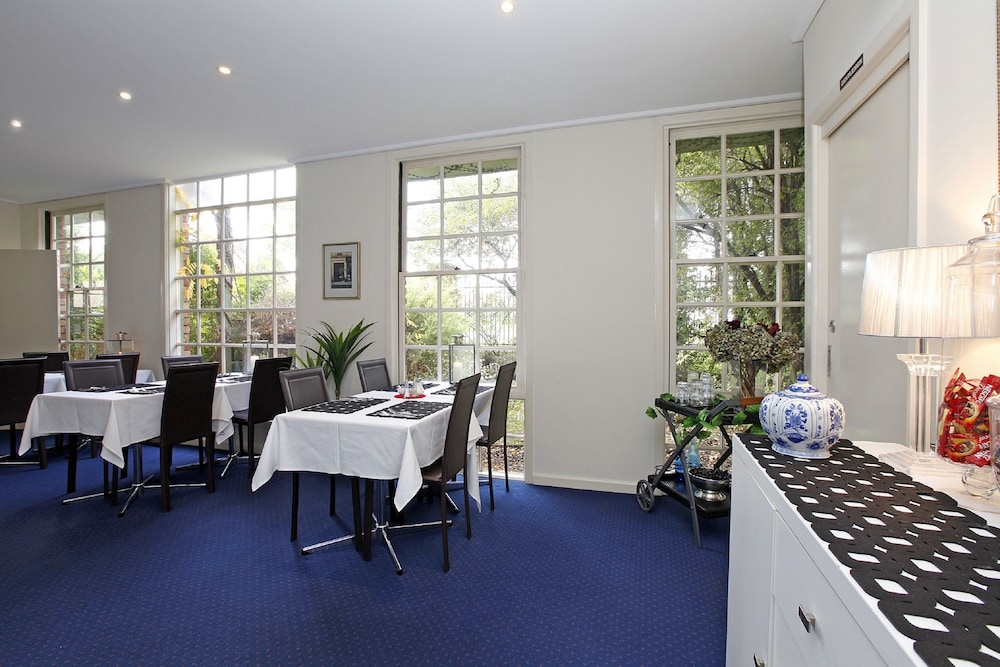 greensborough motel