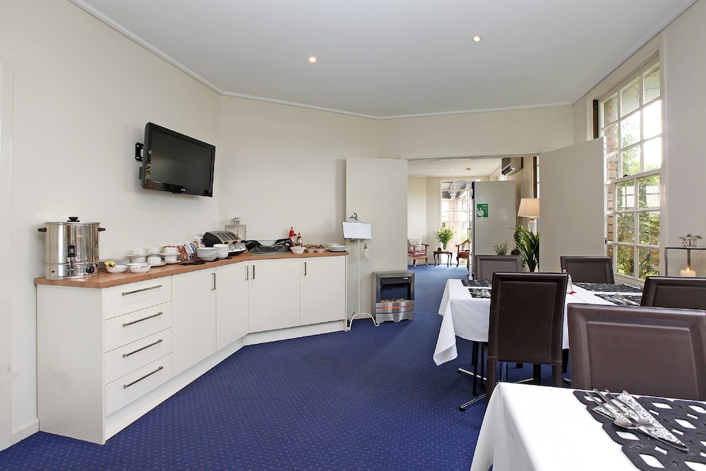 greensborough motel
