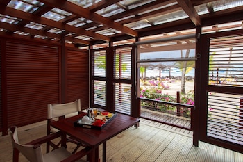 hotel bakoua les trois ilets