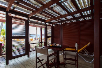 hotel bakoua les trois ilets