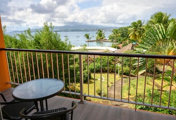 hotel bakoua les trois ilets