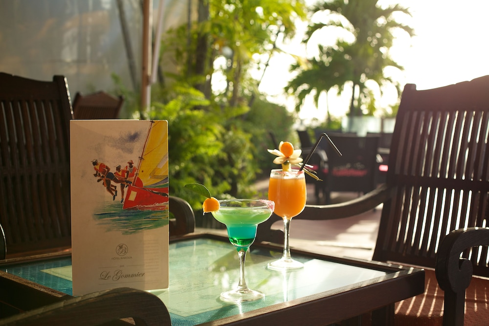 hotel bakoua les trois ilets
