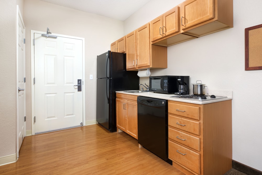 candlewood suites kenosha by ihg