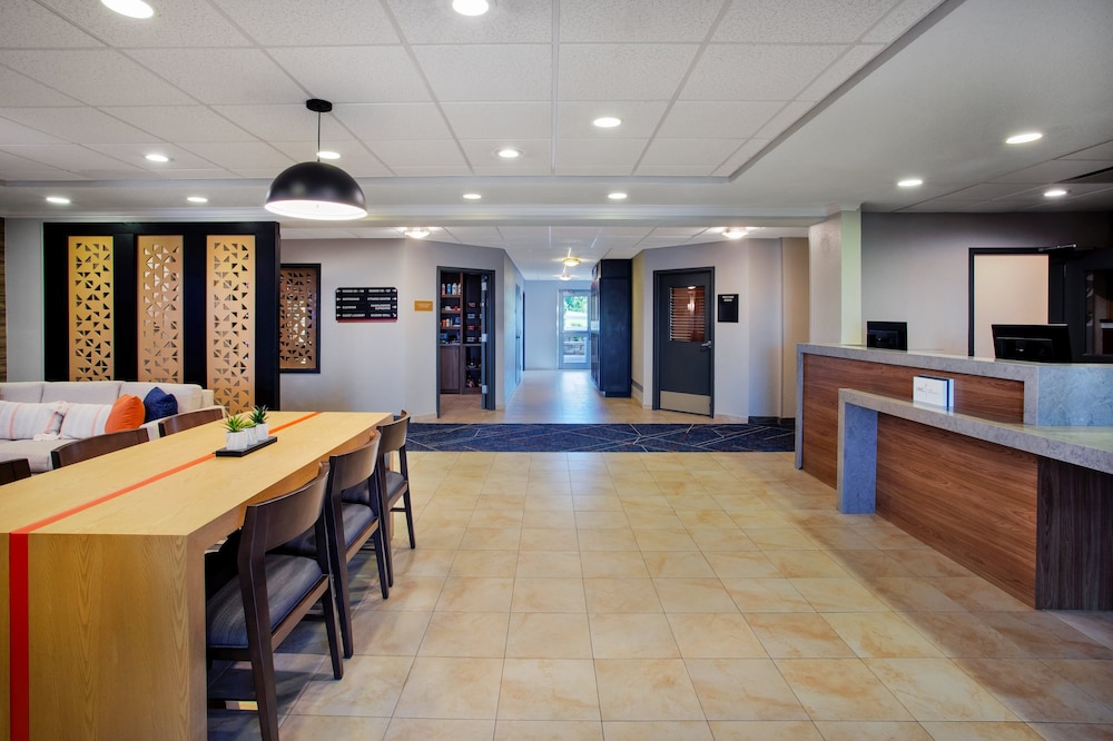 candlewood suites kenosha by ihg