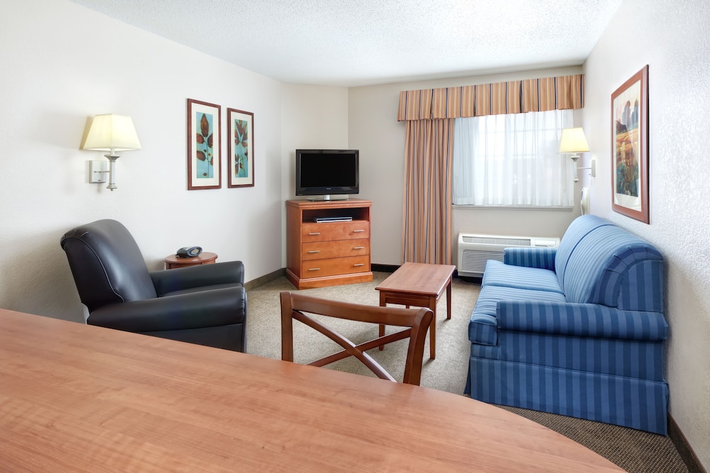 candlewood suites kenosha by ihg
