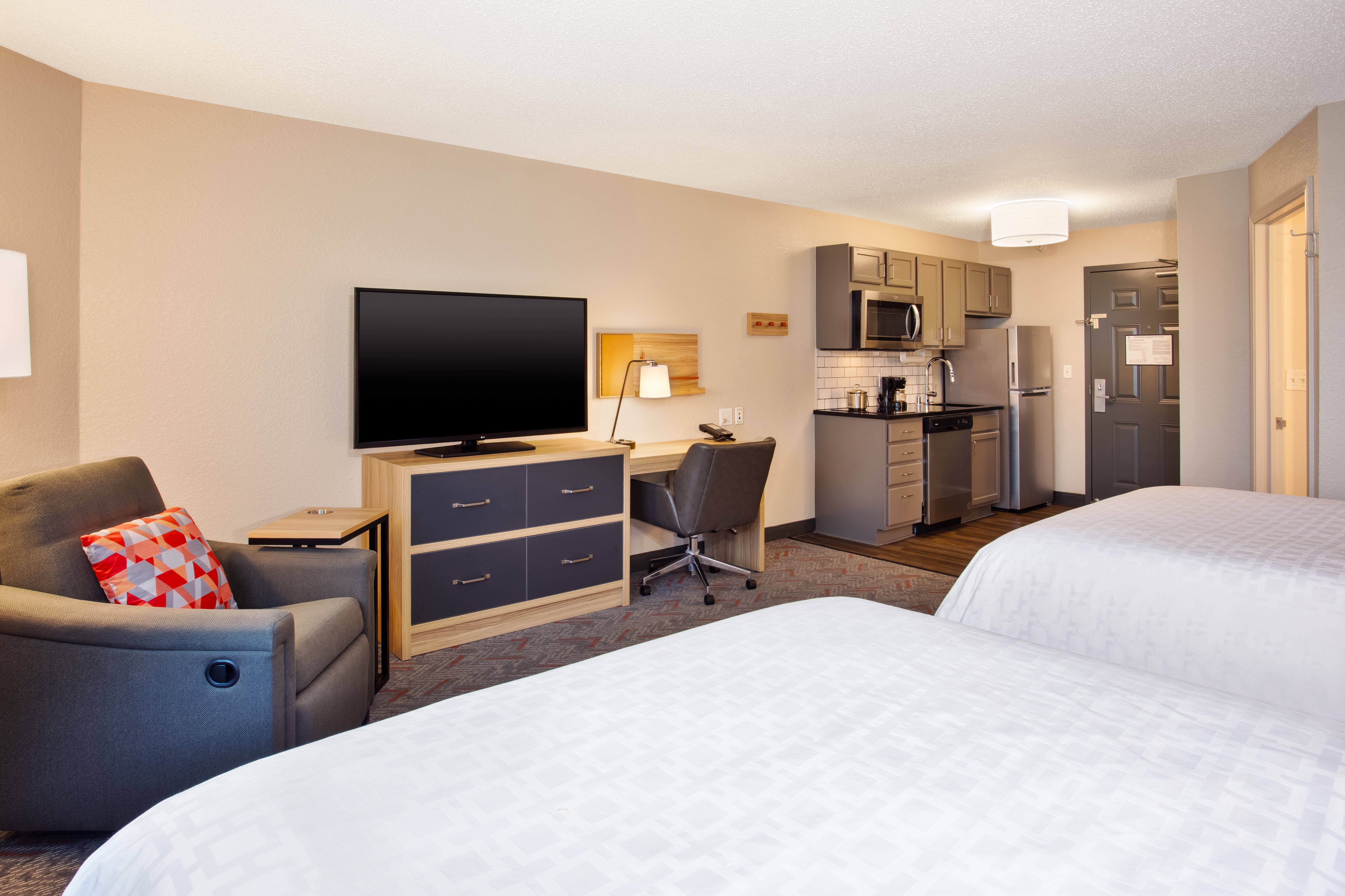 candlewood suites kenosha by ihg