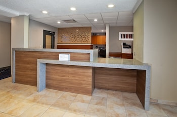 Candlewood Suites Kenosha By Ihg,Milwaukee>>Kenosha,3 star
