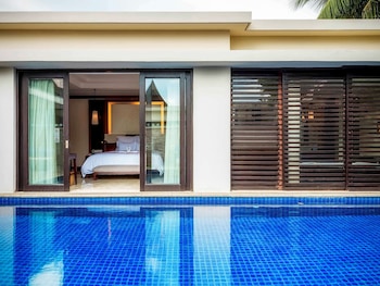 pullman sanya yalong bay villas and resort