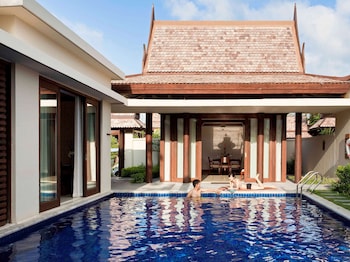 pullman sanya yalong bay villas and resort