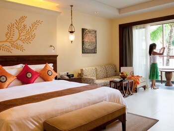 pullman sanya yalong bay villas and resort