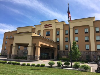 hampton inn and suites sandusky milan
