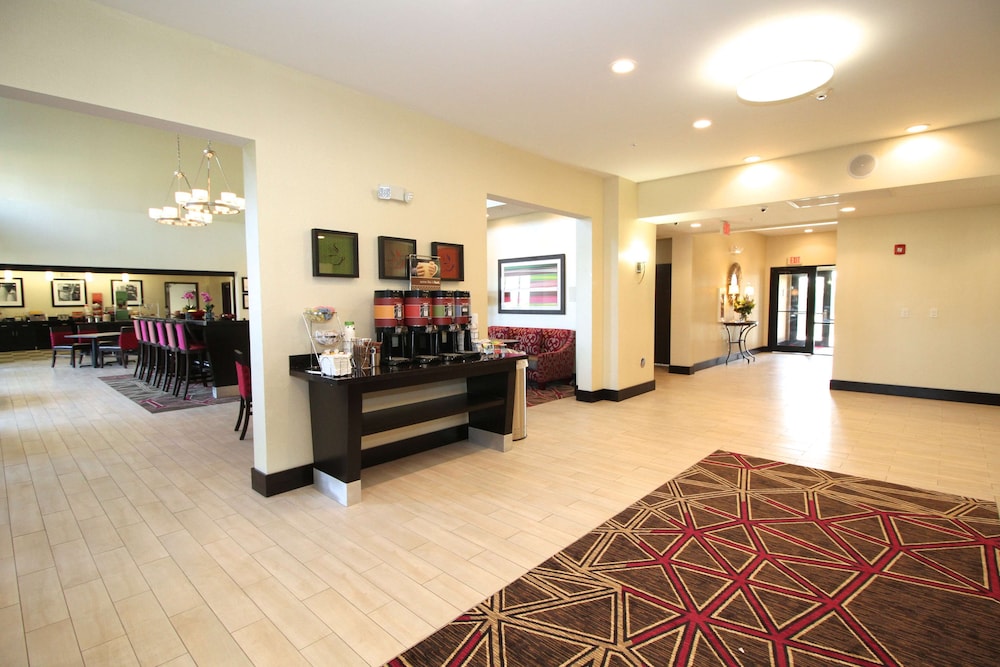 hampton inn and suites sandusky milan