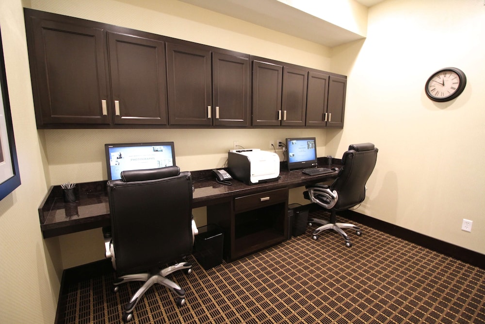 hampton inn and suites sandusky milan