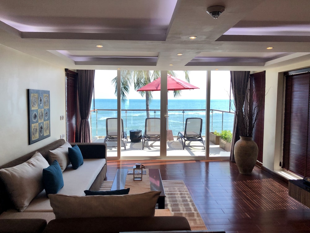 royal beach boutique resort and spa