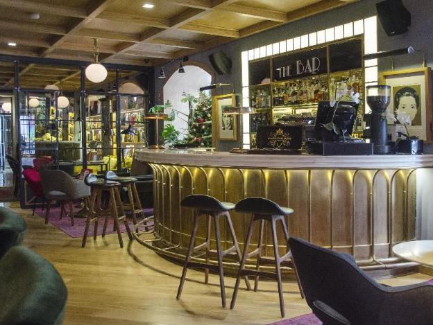 browns central hotel