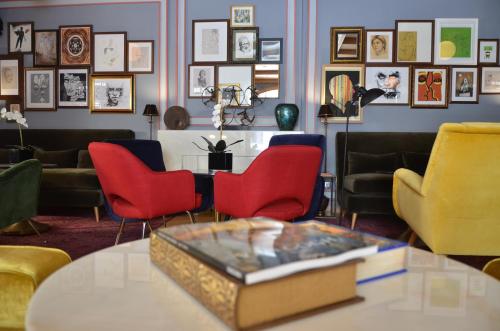 browns central hotel