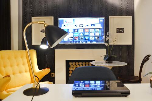 browns central hotel