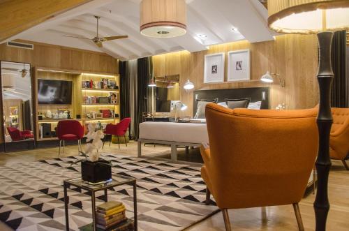 browns central hotel