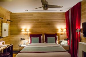 browns central hotel