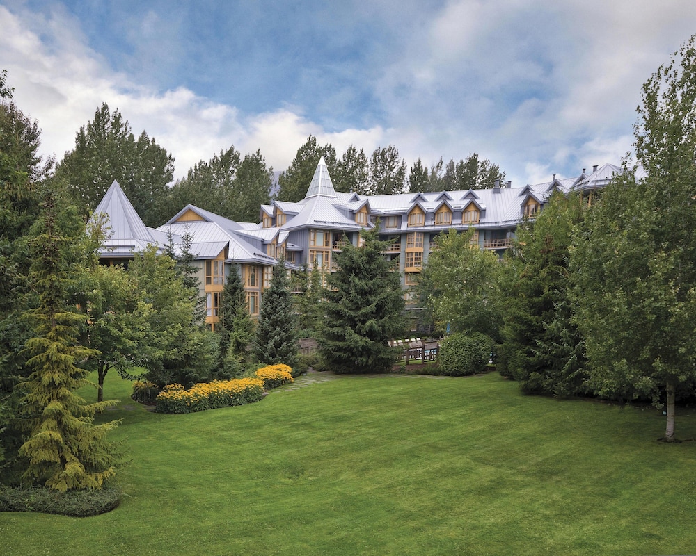 whistler cascade lodge