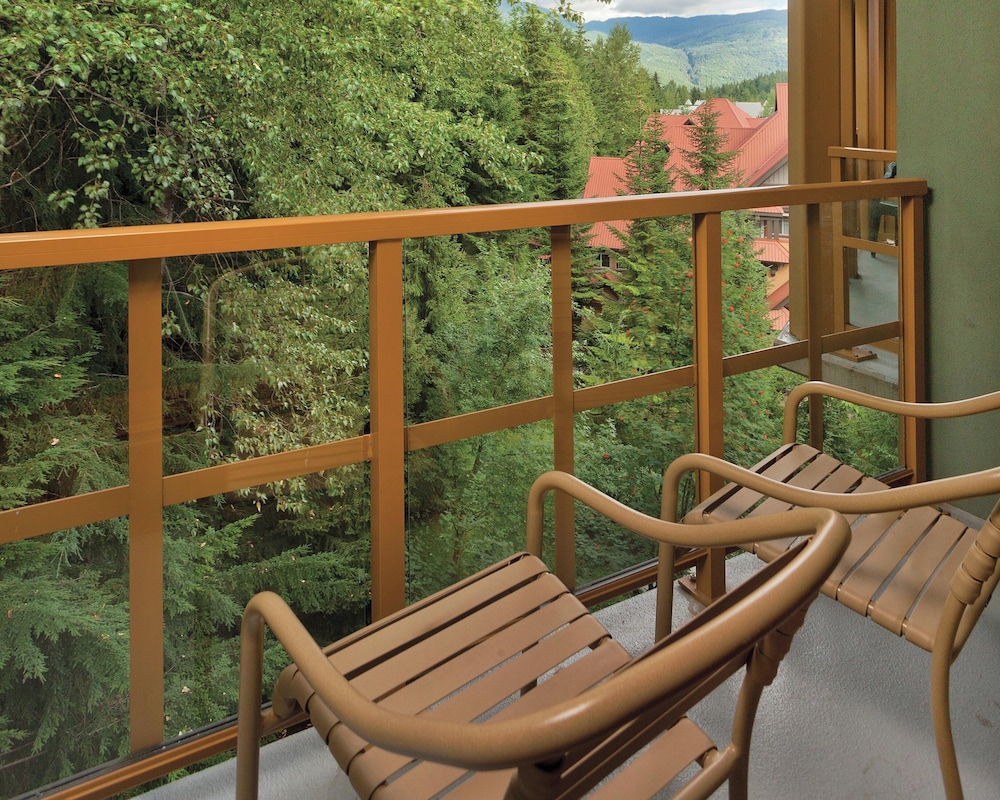 whistler cascade lodge