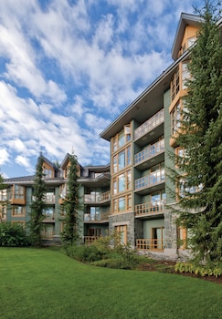 Whistler Cascade Lodge,,3 star