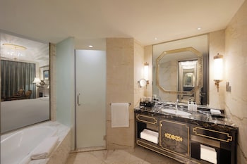 Intercontinental Resort Lhasa Paradise, An Ihg Hotel,Tibet>>Lhasa,4.5 star
