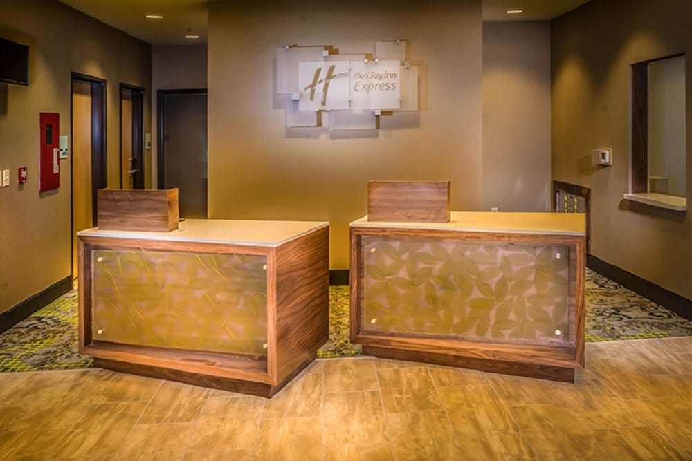 holiday inn express and suites murray