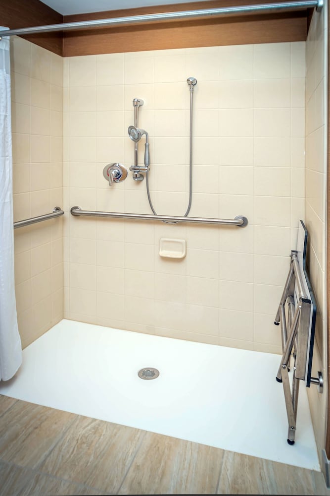 holiday inn express and suites murray