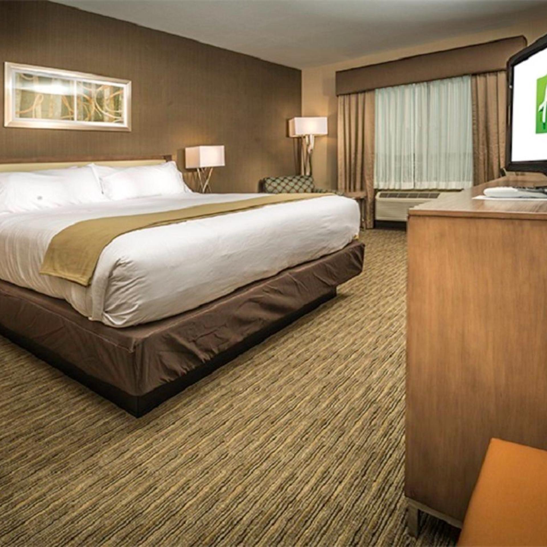 holiday inn express and suites murray