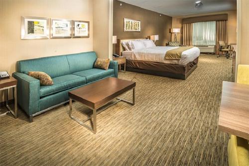 holiday inn express and suites murray