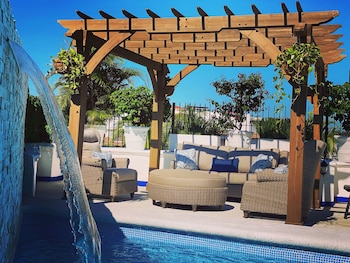 hotel suites mar elena