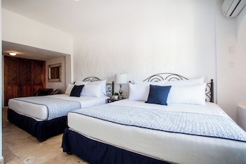 hotel suites mar elena