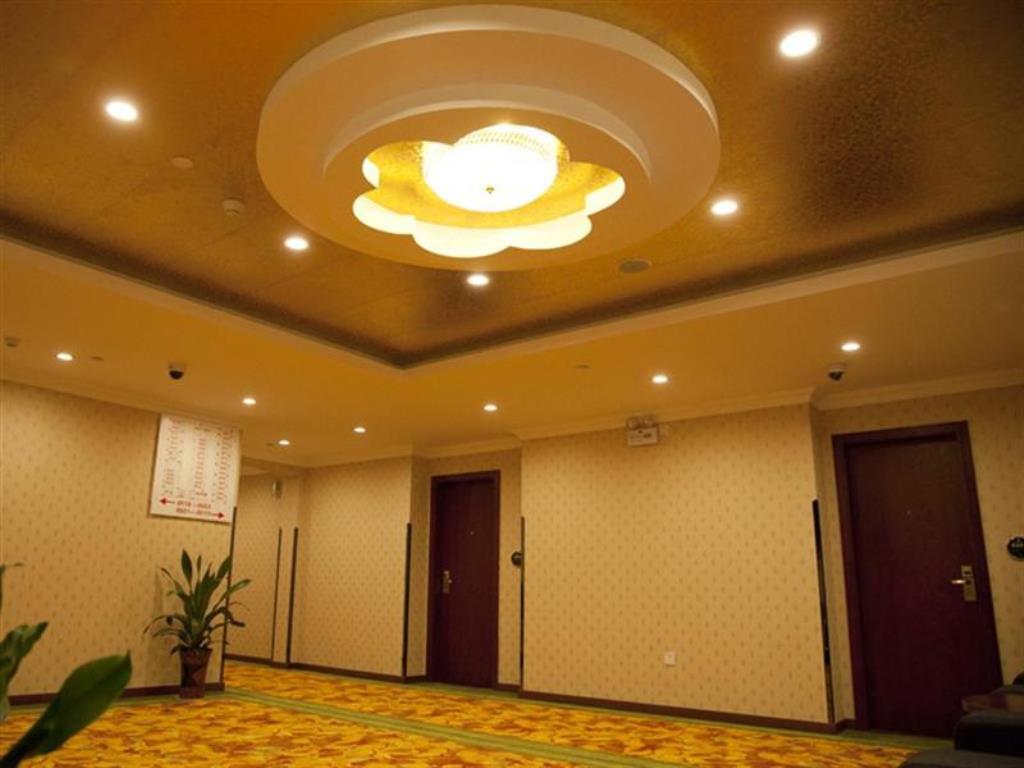 greentree inn shanghai minhang development zone subway station business hotel
