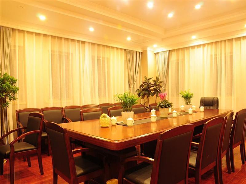 greentree inn shanghai minhang development zone subway station business hotel