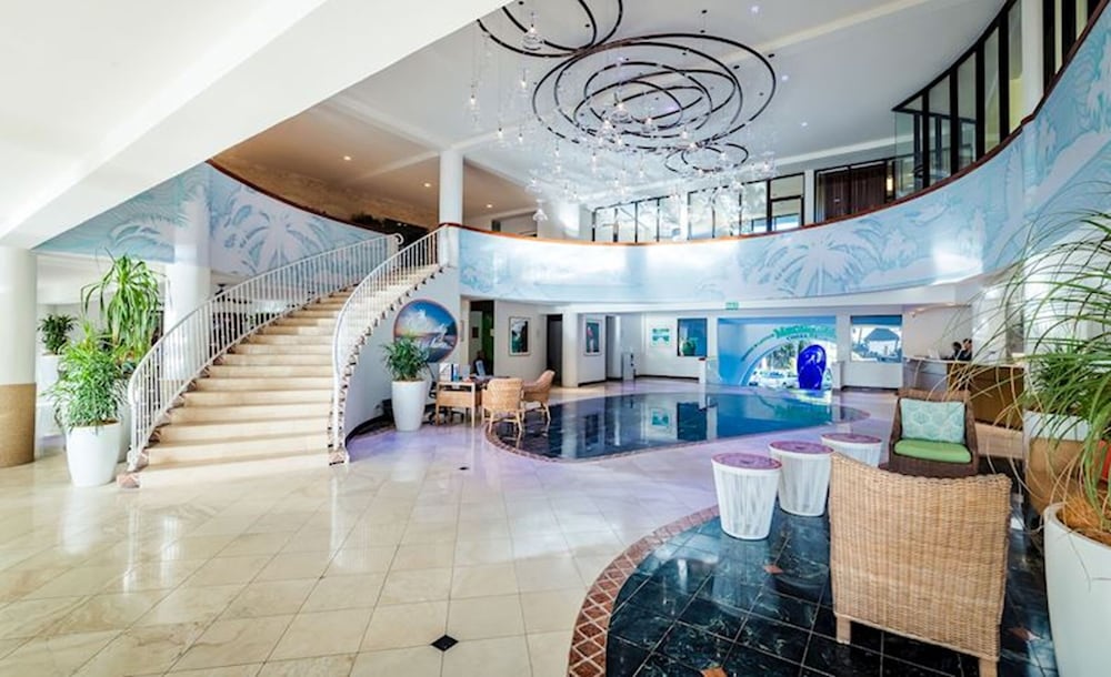 flamingo beach resort and spa