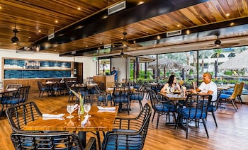 flamingo beach resort and spa
