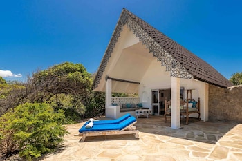 the sands at chale island