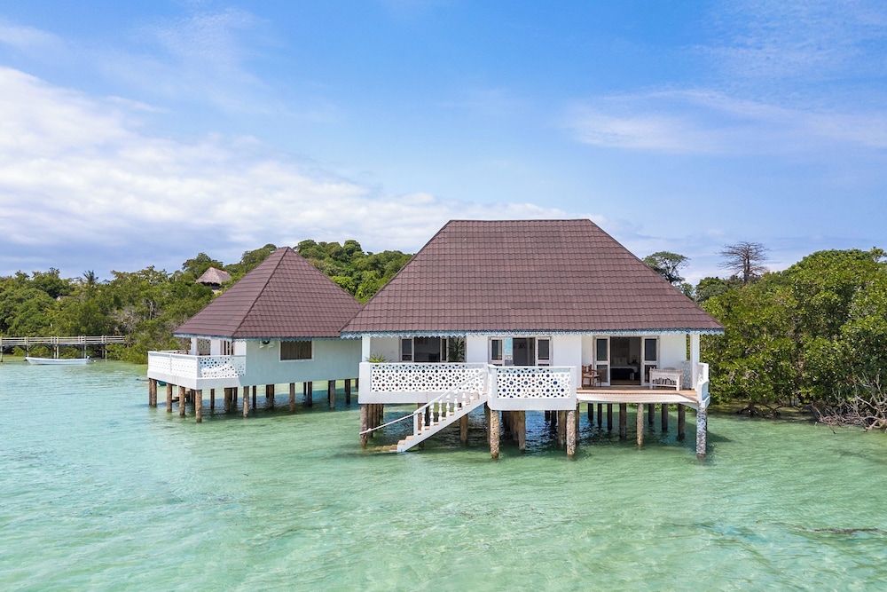 the sands at chale island