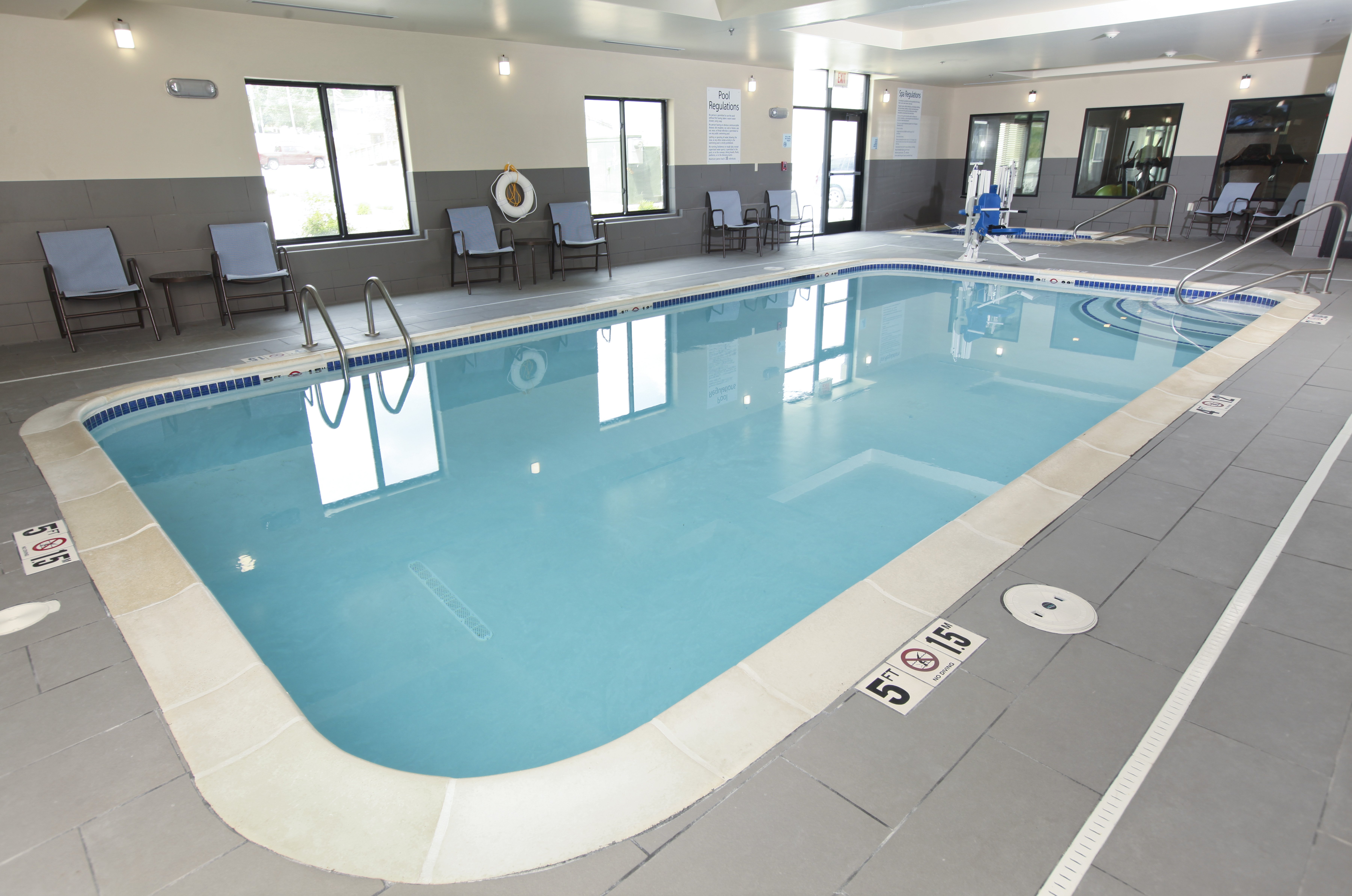 holiday inn express and suites omaha south ralston