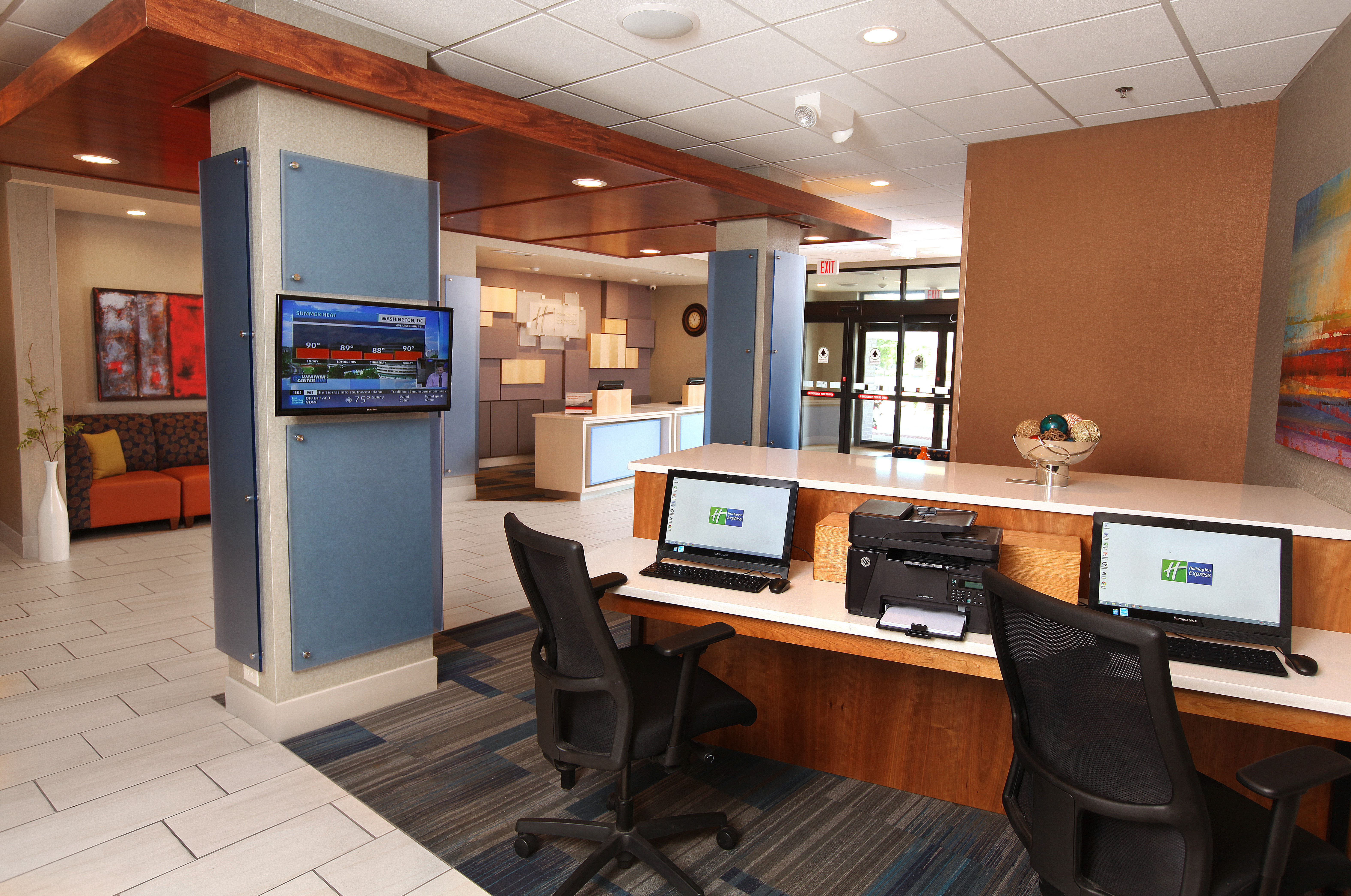 holiday inn express and suites omaha south ralston